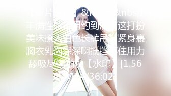 《居家摄像头破解》年轻小伙带着漂亮的女朋友在家里各种姿势啪啪啪连干两炮